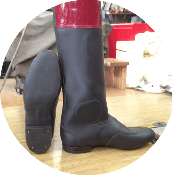 trackboots.png